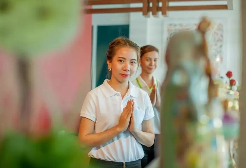 Fotos del hotel The Jasmine Nai Harn Beach Resort And Spa:  16