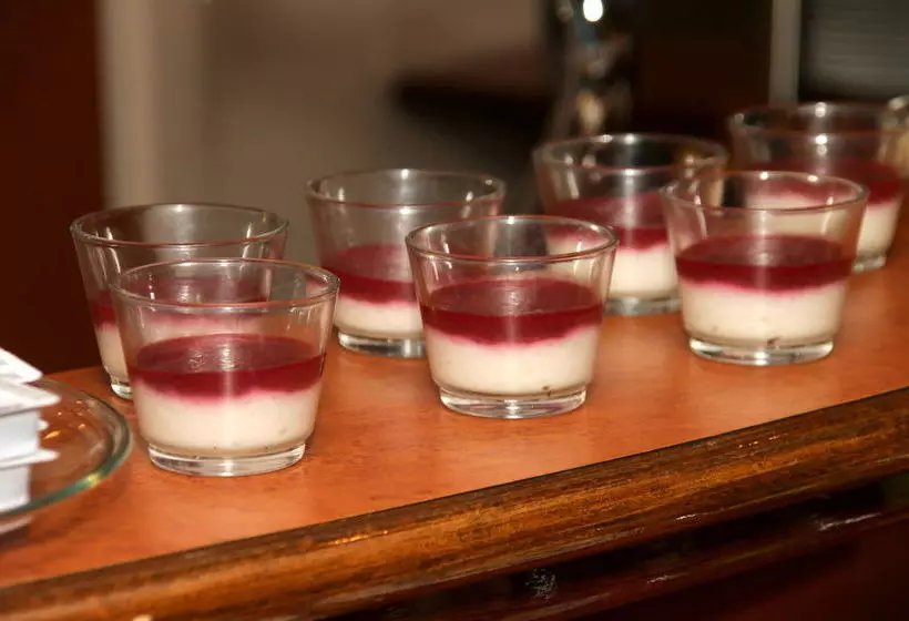 Fotos del hotel Onriver S   Ms Cezanne:  7