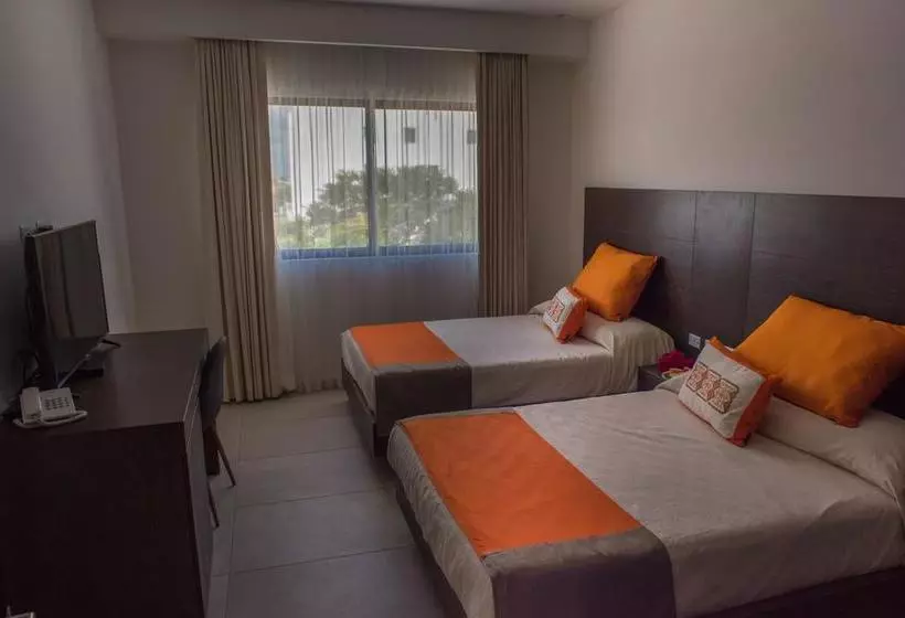 Fotos del hotel Portea  Playa Del Carmen 5th Ave Midtown:  9