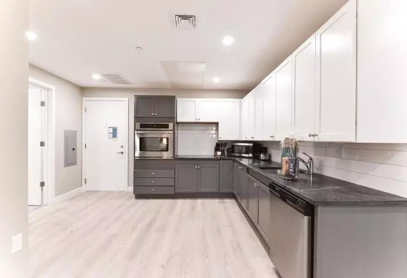 Fotos del hotel Global Luxury Suites Longwood Medical:  8