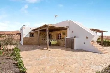 Casa Laura - La Ampuyenta