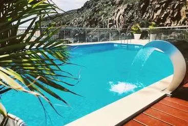 Apartamentos Tapahuga - Playa de Santiago