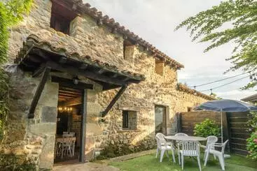 Casa De Al Lado En Barcenaciones - Reocin