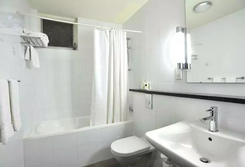 Fotos del hotel Golden Tulip Accra:  8