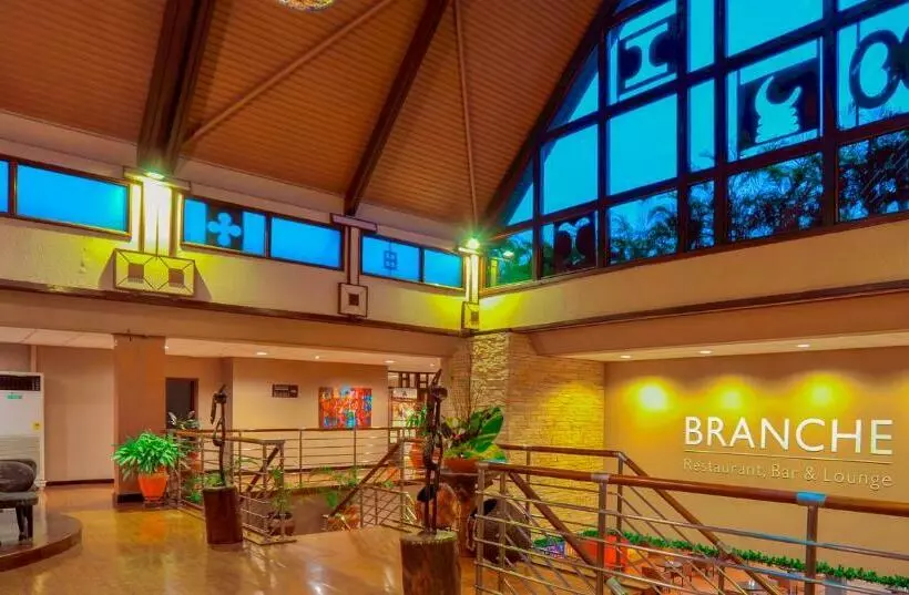 Fotos del hotel Golden Tulip Accra:  3