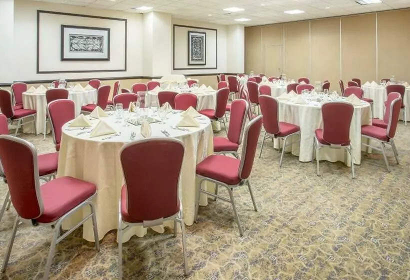 Fotos del hotel Crowne Plaza Suites Houston  Near Sugar Land, An Ihg:  14