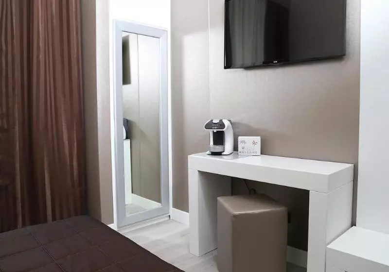 Fotos del hotel Il Piccolo Di Piazza Di Spagna:  6