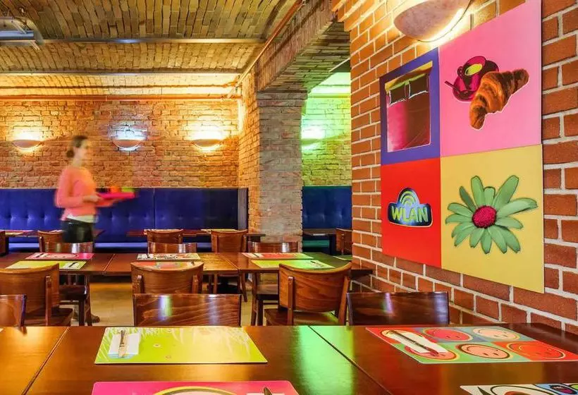 Fotos del hotel Ibis Styles Berlin City Ost:  17