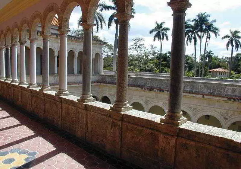 Fotos del hotel La Mansión:  4