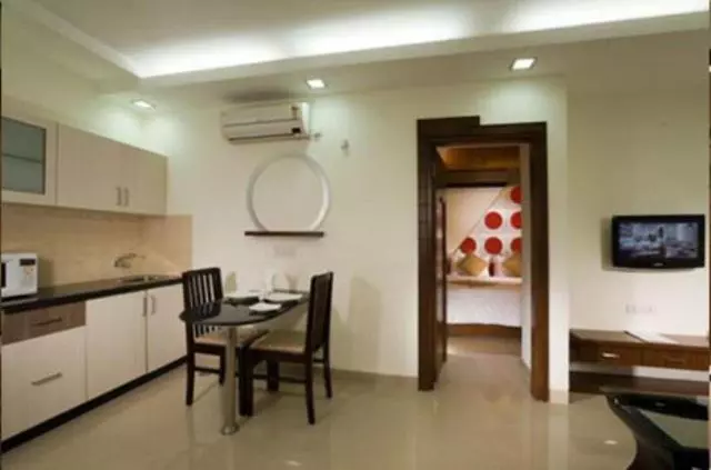 Fotos del hotel Krishinton Suites:  15