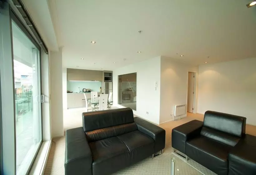 Fotos del hotel Distinction Wellington, Century City:  13