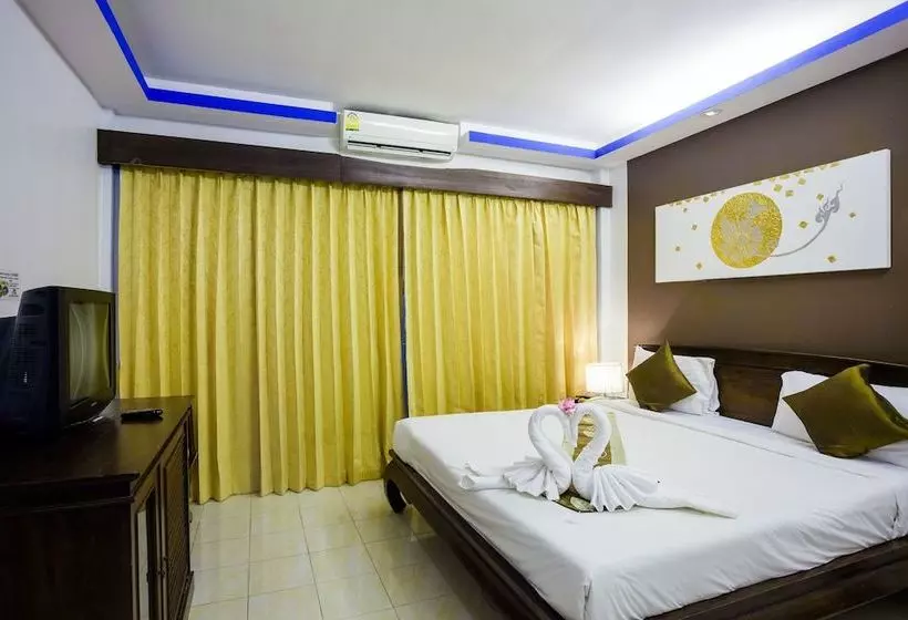 Fotos del hotel Luxur Boutique  Patong:  8