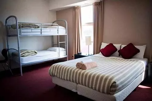 Fotos del hotel Habitat Hq  Hostel:  12