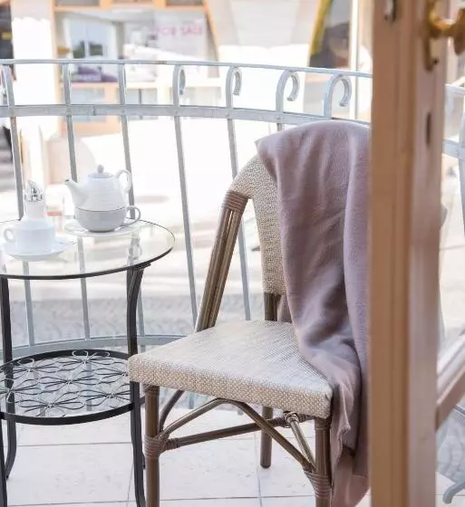 Fotos del hotel Astoria Panzió:  4