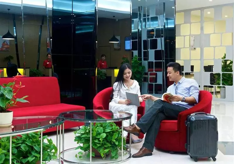 Fotos del hotel Ibis Guilin Zhongshan North RD:  9