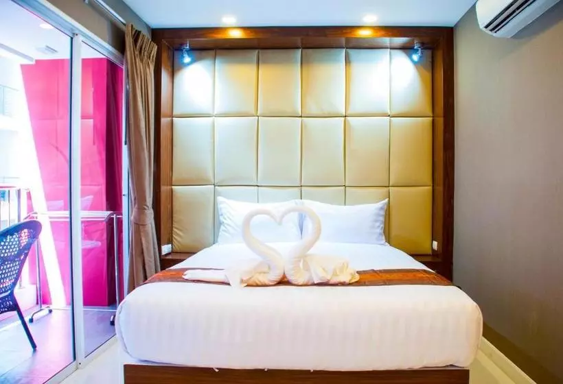 Fotos del hotel Family Residence:  2