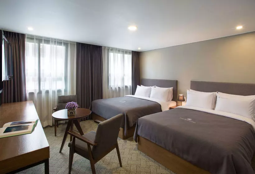 Fotos del hotel The Bs:  11