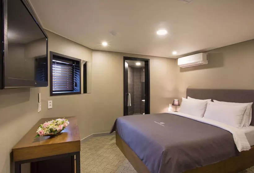 Fotos del hotel The Bs:  21