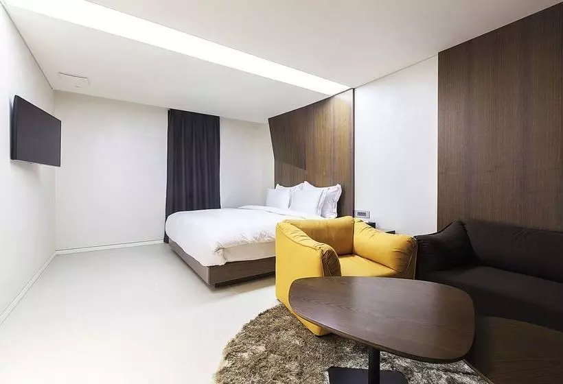 Fotos del hotel Richwell:  9