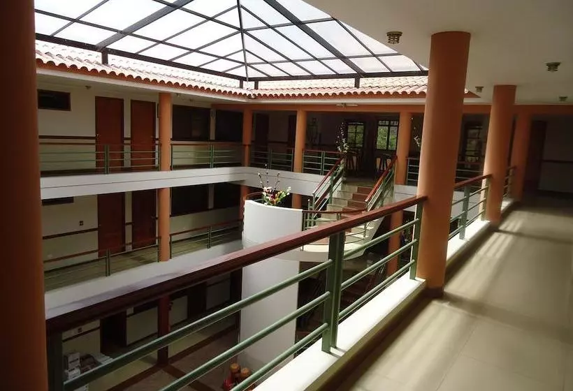 Fotos del hotel Tornado:  9