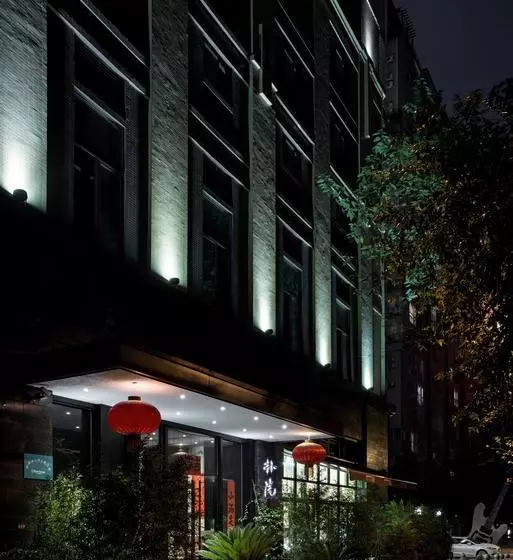 The Hotel Zen Urban Resort
