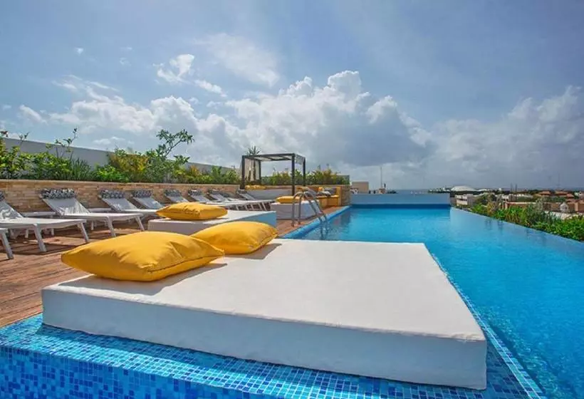 Fotos del hotel Klr The City Condos:  12