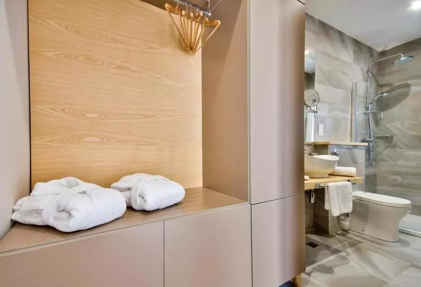 Fotos del hotel The British Suites:  15