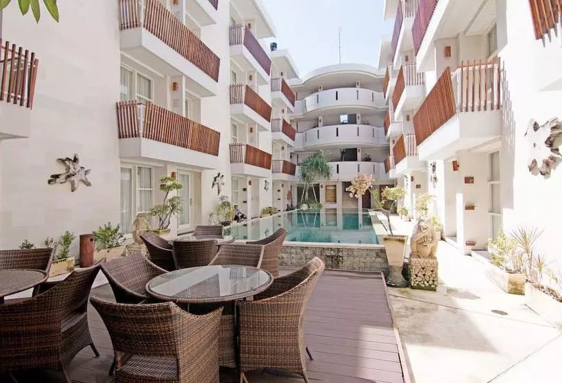 Fotos del hotel Zen Rooms Kuta Sunset Road:  18