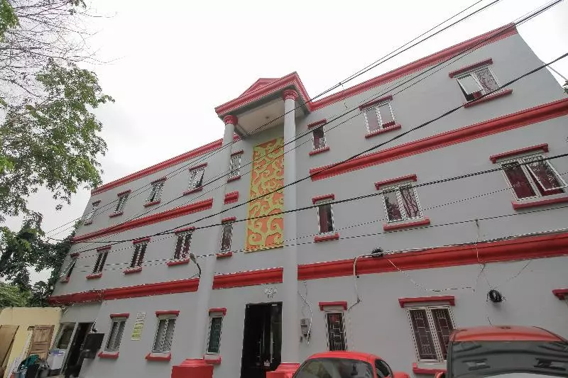 Fotos del hotel Reddoorz Plus Near Budi Luhur University Jakarta:  4