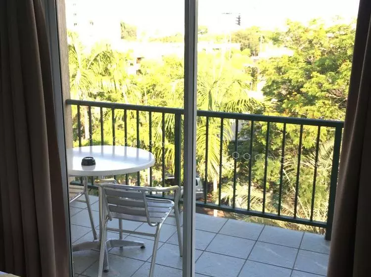 Fotos del hotel Mediterranean All Suites:  12