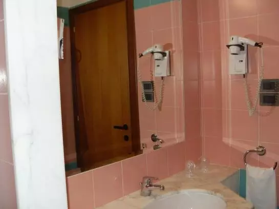 Fotos del hotel Tirrenus:  2