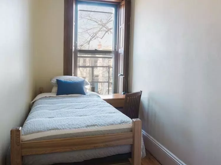 Fotos del hotel Found Places Capitol Hill Bed And Breakfast:  13