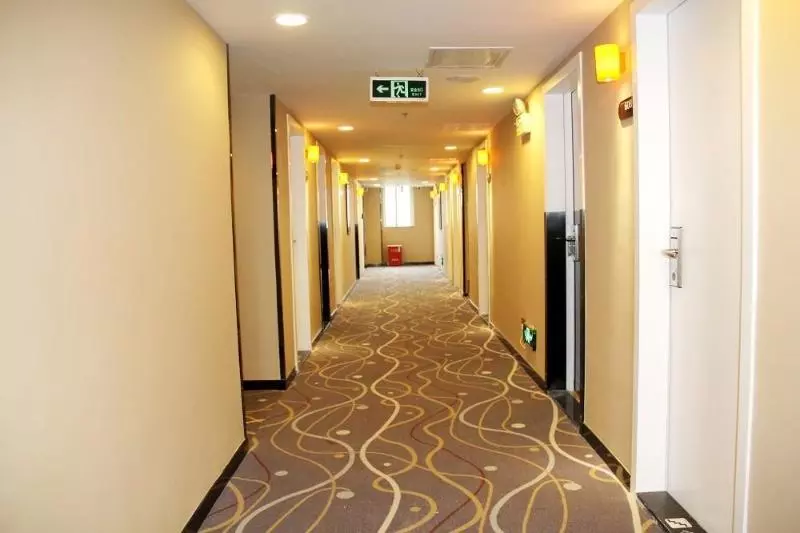 Fotos del hotel 7 Days Inn Haikou Wuzhishan Road:  4