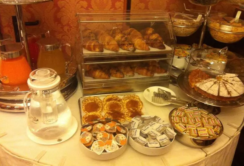 Fotos del hotel Lisbona:  13