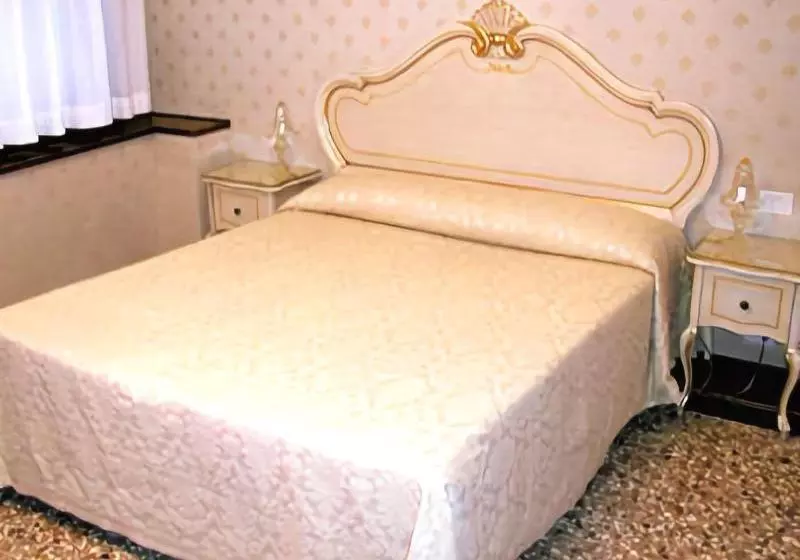 Fotos del hotel Locanda Armizo:  11