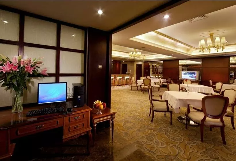 Fotos del hotel News Plaza:  6