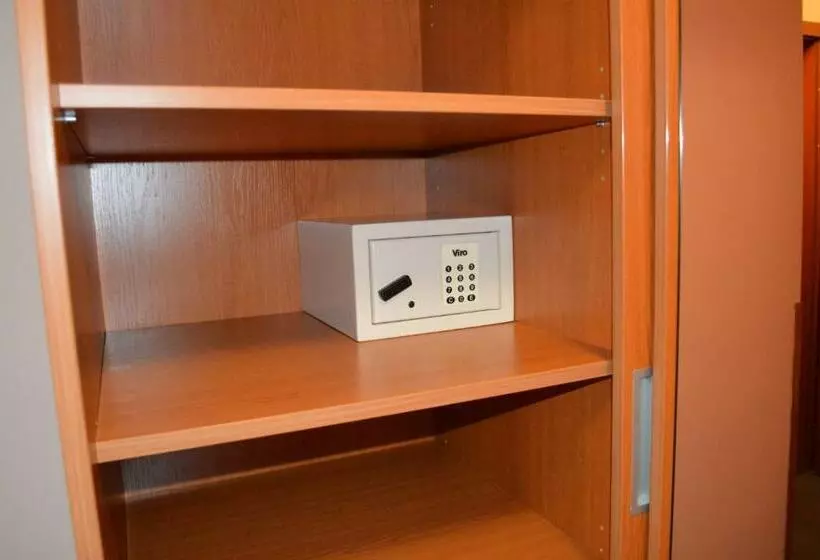 Fotos del hotel Inos:  4