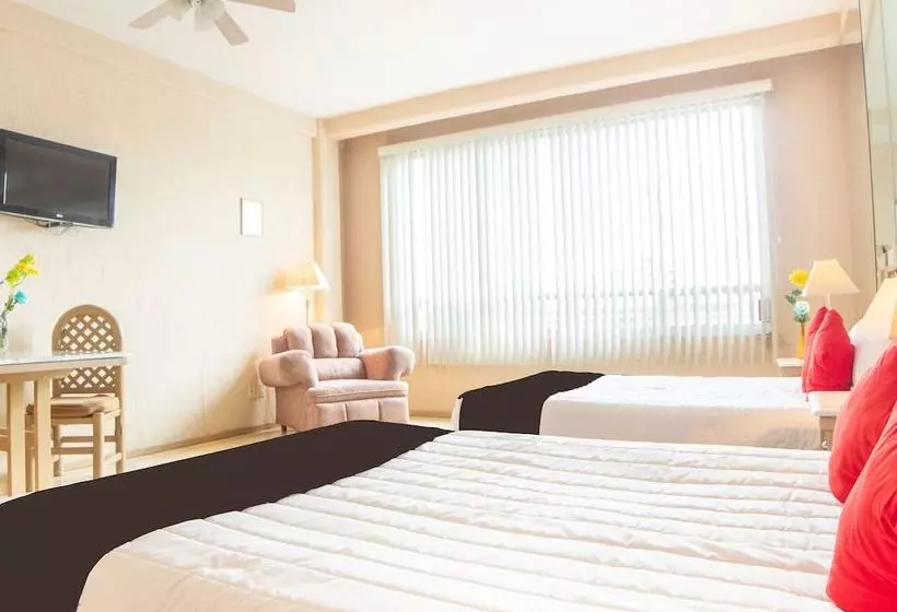 Fotos del hotel Capital O  Villa Monini:  8