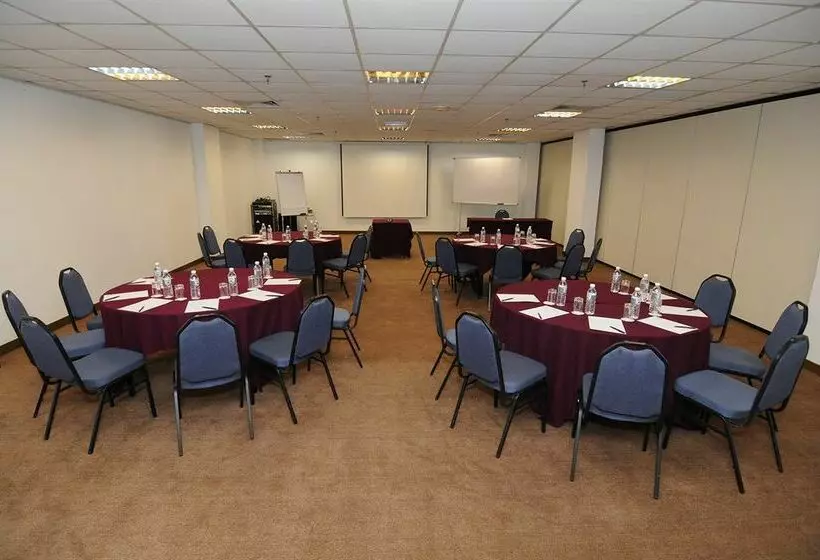 Fotos del hotel The Zon All Suites Residences On The Park:  18