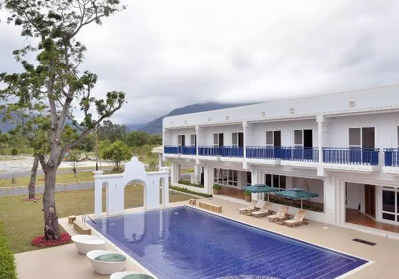 Fotos del hotel J Resort:  2