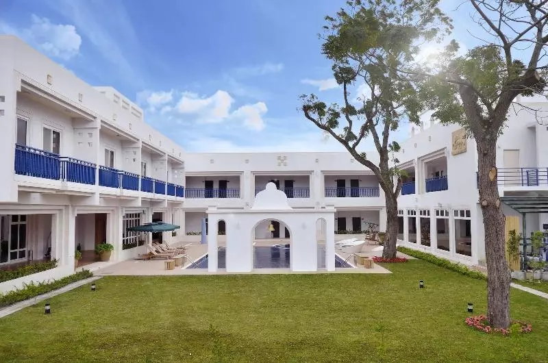 Fotos del hotel J Resort:  4