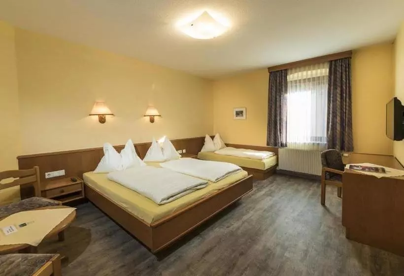 Fotos del hotel Meyers Gasthof, Fam. Orthacker:  9