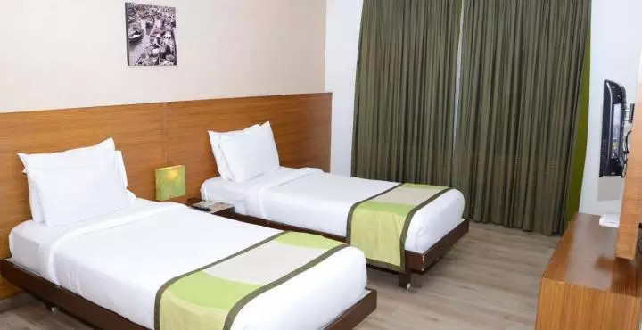 Fotos del hotel Treebo Tryst F One Park Front:  16