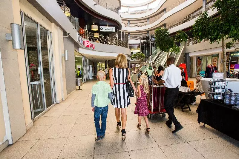 Fotos del hotel Genesis Allsuite:  7