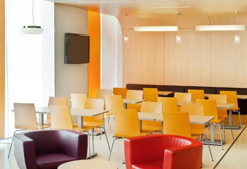 Fotos del hotel Ibis Ningbo Qianhu:  8