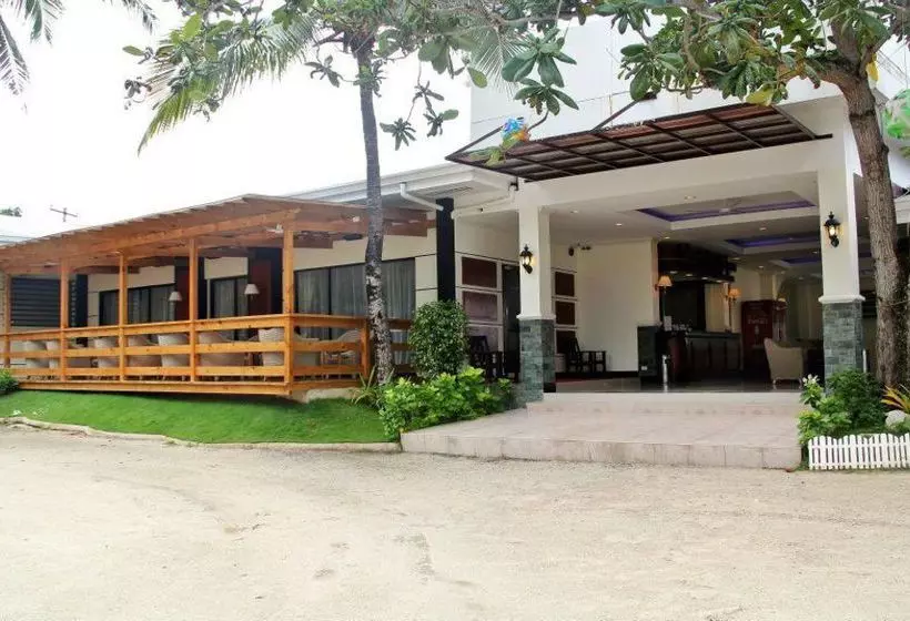 Fotos del hotel Bluefins Resort:  3
