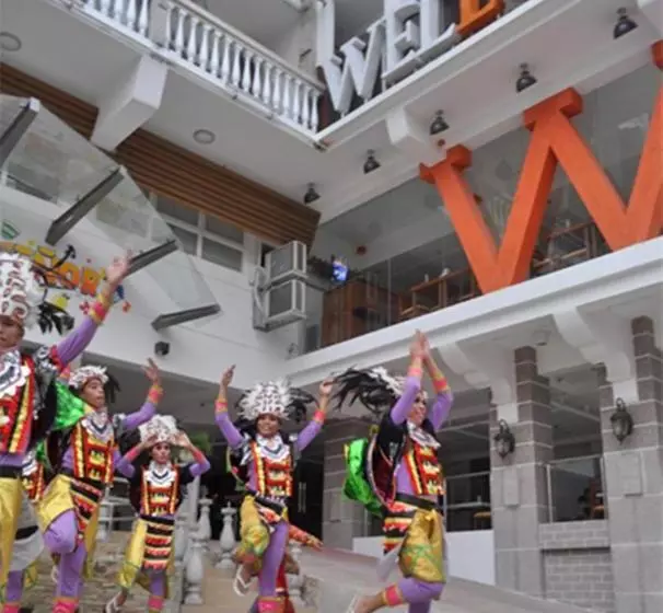 Fotos del hotel Wellcôme:  11