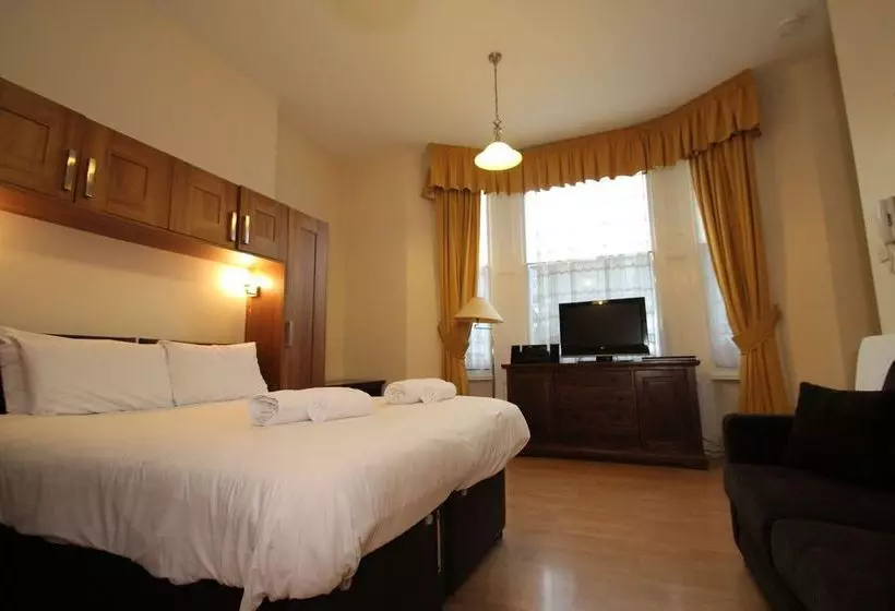 Fotos del hotel Castletown House:  6