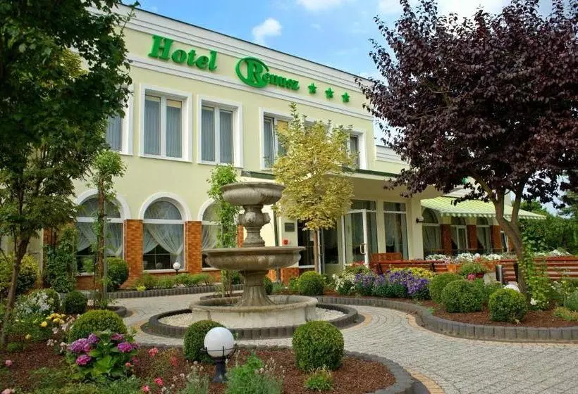 Fotos del hotel Renusz:  8