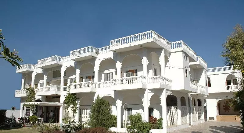 Fotos del hotel Saheli Palace:  8